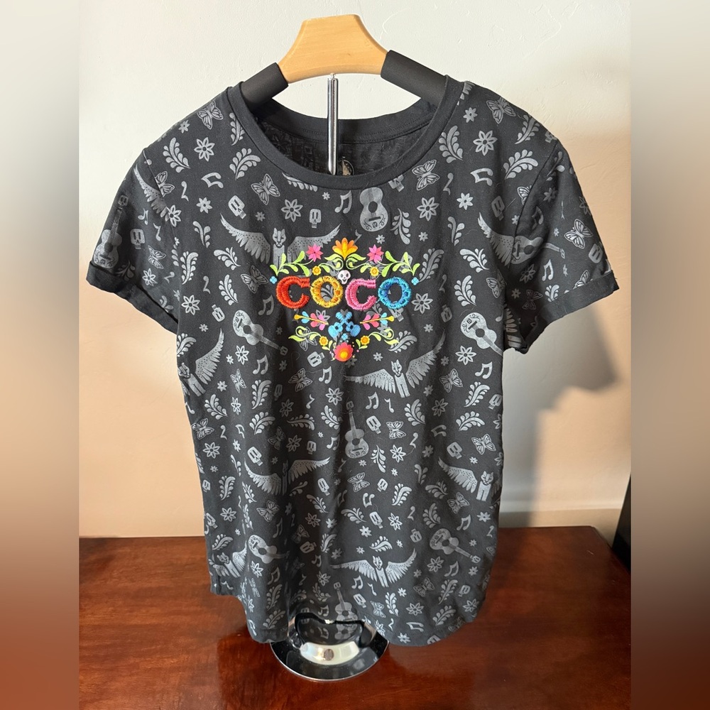Disney Parks Coco Shirt Womens L Disneyland